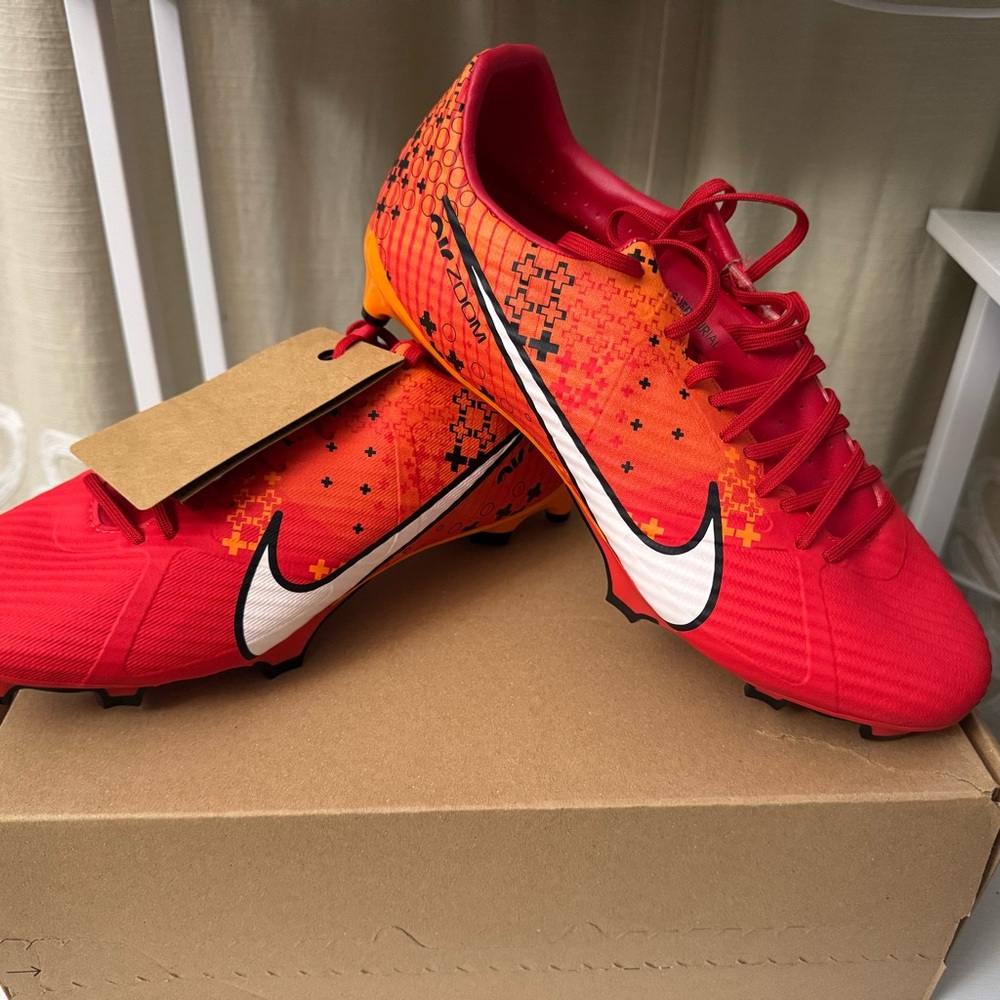Nike Mercurial Zoom Vapor 15 Academy Mds Fg/Mg Crimson Red